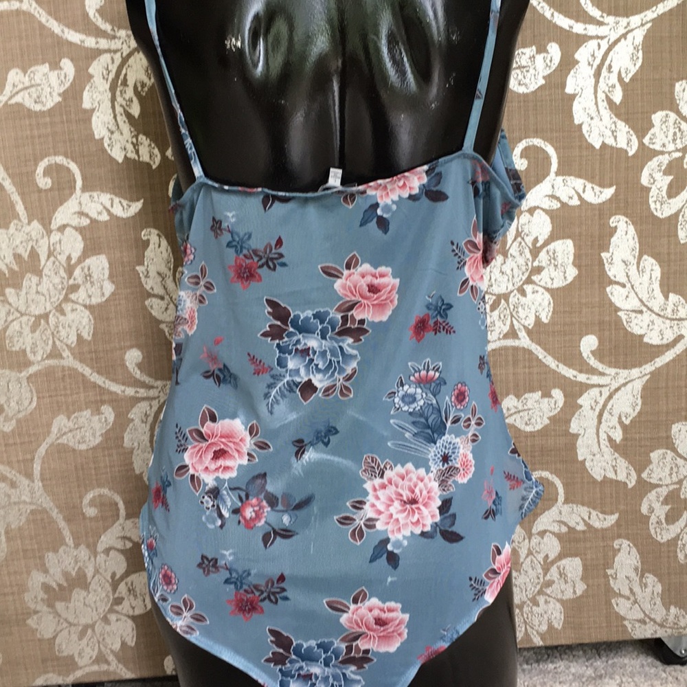 Pretty camisole - Picture 4 of 4